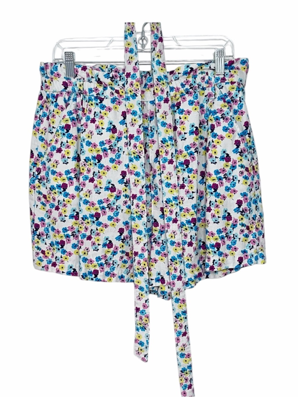 A.N.A Linen Blend High Waisted Floral Shorts w/Belt